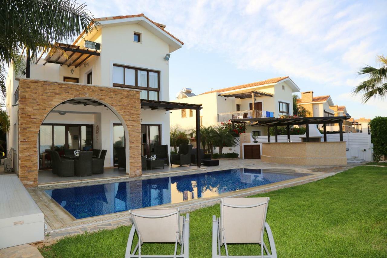 Ionion Beachfront Villa 圣纳帕 外观 照片